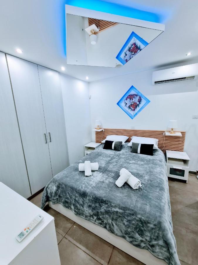 Hidden Lights Deluxe Apartment Ayia Napa Exteriör bild