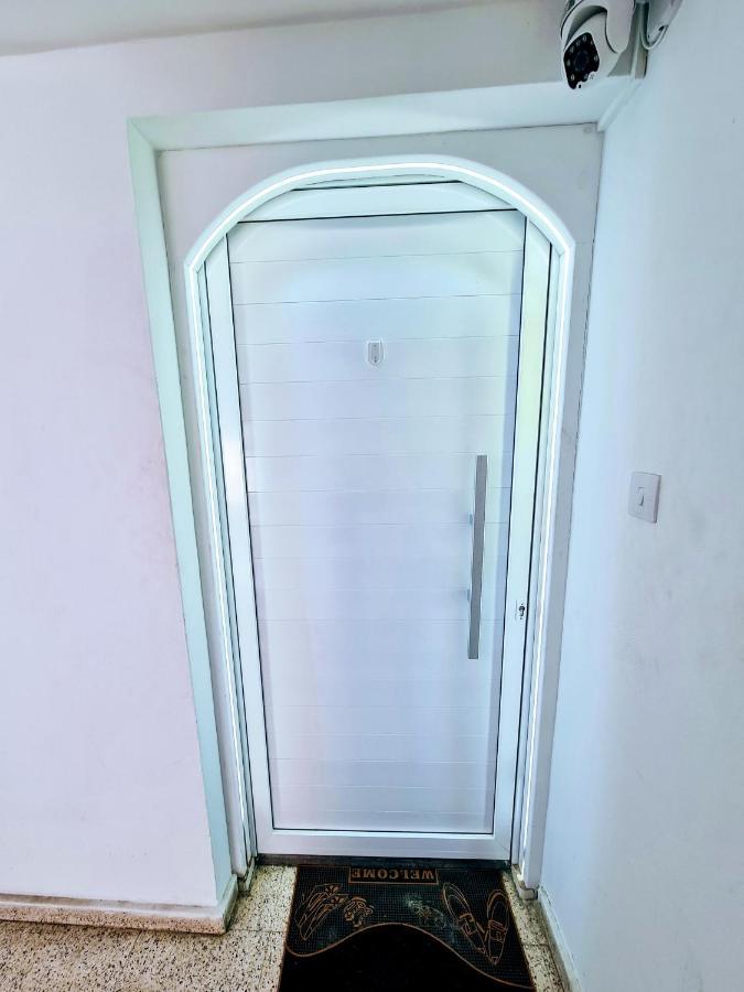 Hidden Lights Deluxe Apartment Ayia Napa Exteriör bild