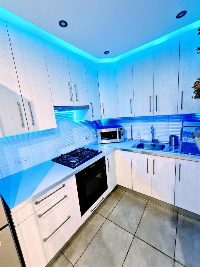 Hidden Lights Deluxe Apartment Ayia Napa Exteriör bild