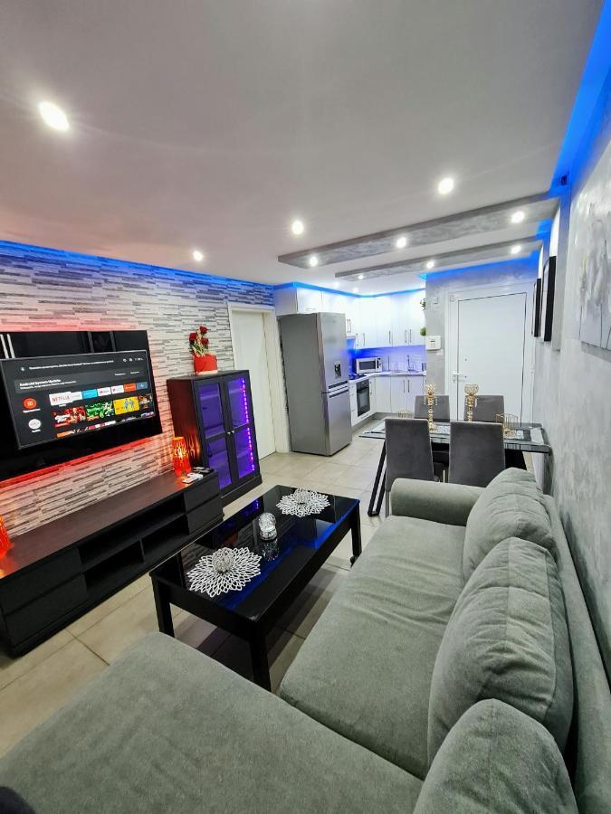 Hidden Lights Deluxe Apartment Ayia Napa Exteriör bild